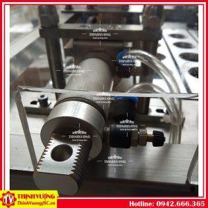 Máy chiết bột, dán màng seal nhiệt tự động (4 hộp) – Hình ảnh máy tự động | ThinhVuongJSC.VN may chiet bot dan mang seal tu dong 4 hop 3