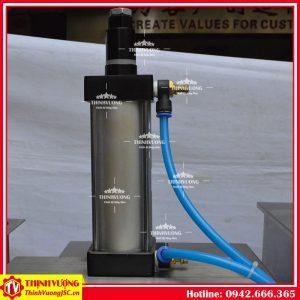 Máy chiết rót dạng lỏng dập nắp hộp tự động (4 hộp) – Hình ảnh máy tự động | ThinhVuongJSC.VN may chiet rot dang long dap nap hop tu dong 4 hop 3