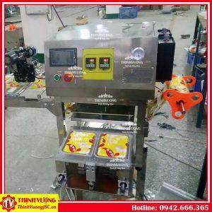 Máy dập nắp hộp dạng vuông có in date (1-4 hộp) – Hình ảnh máy tự động | ThinhVuongJSC.VN may dap nap hop dang vuong in date 1 4 1