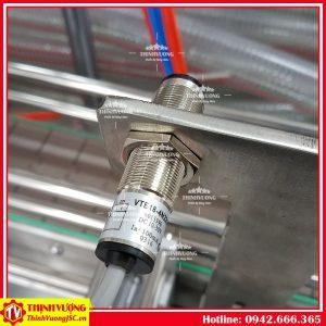 Máy chiết rót định lượng tự động 6 đầu chiết (dạng lỏng) – Hình ảnh máy tự động | ThinhVuongJSC.VN may chiet rot dinh lương tu dong 6 dau chiet set 6