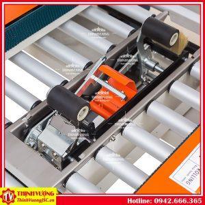 Máy dán băng dính thùng carton FXC-5050 – Hình ảnh máy tự động | ThinhVuongJSC.VN may dan bang dinh thung carton fxc5050 7