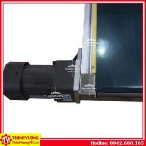 Máy dán màng seal tự động LGYF-2000BX-I – Hình ảnh máy tự động | ThinhVuongJSC.VN may dan mang seal tu dong lgyf 2000bxi 2