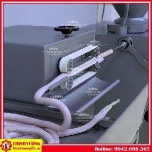 may keo xuc xich akq-1200 3