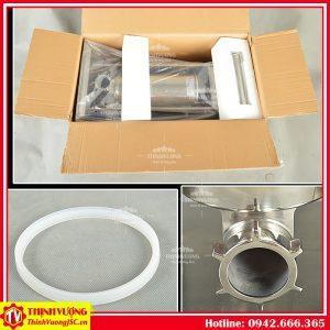 may nhoi xuc xich bang tay 15l 4