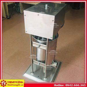 may nhoi xuc xich gia dinh tu dong 15l 5