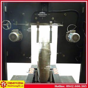 Máy quấn màng pallet lốp xe, sản phẩm dạng cuộn tròn kiểu dọc XH-800 – Hình ảnh máy tự động | ThinhVuongJSC.VN may quan mang pallet lop xe xh800 1