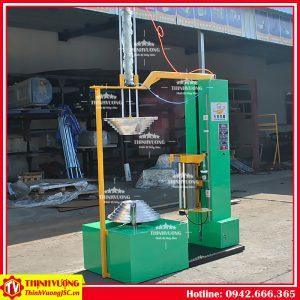 Máy quấn màng pallet NP-600L (Lốp xe) – Hình ảnh máy tự động | ThinhVuongJSC.VN may quan mang pallet np600l 2