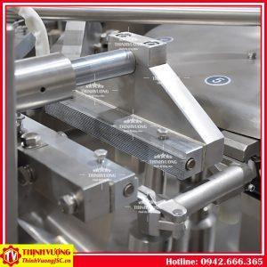 Máy đóng gói chất lỏng trục quay 10-1000ml ZV-8200 – Hình ảnh máy tự động | ThinhVuongJSC.VN may dong goi chat long truc quay 10 1000ml zv8200 2