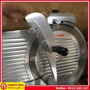 Máy thái thịt đông lạnh bán tự động SL-300ES-12 – Hình ảnh máy tự động | ThinhVuongJSC.VN may thai thit dong lanh ban tu dong sl300 es12 2