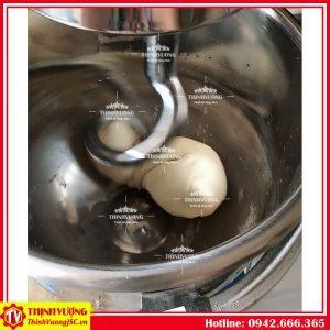 may tron bot lam banh 25l 2