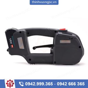 Máy đai dây PP PET dùng pin V6 cầm tay – Hình ảnh máy tự động | ThinhVuongJSC.VN TV DP08 May dai day PP PET dung pin V4 cam tay 4 1 – máy tại ThinhVuongJSC.VN
