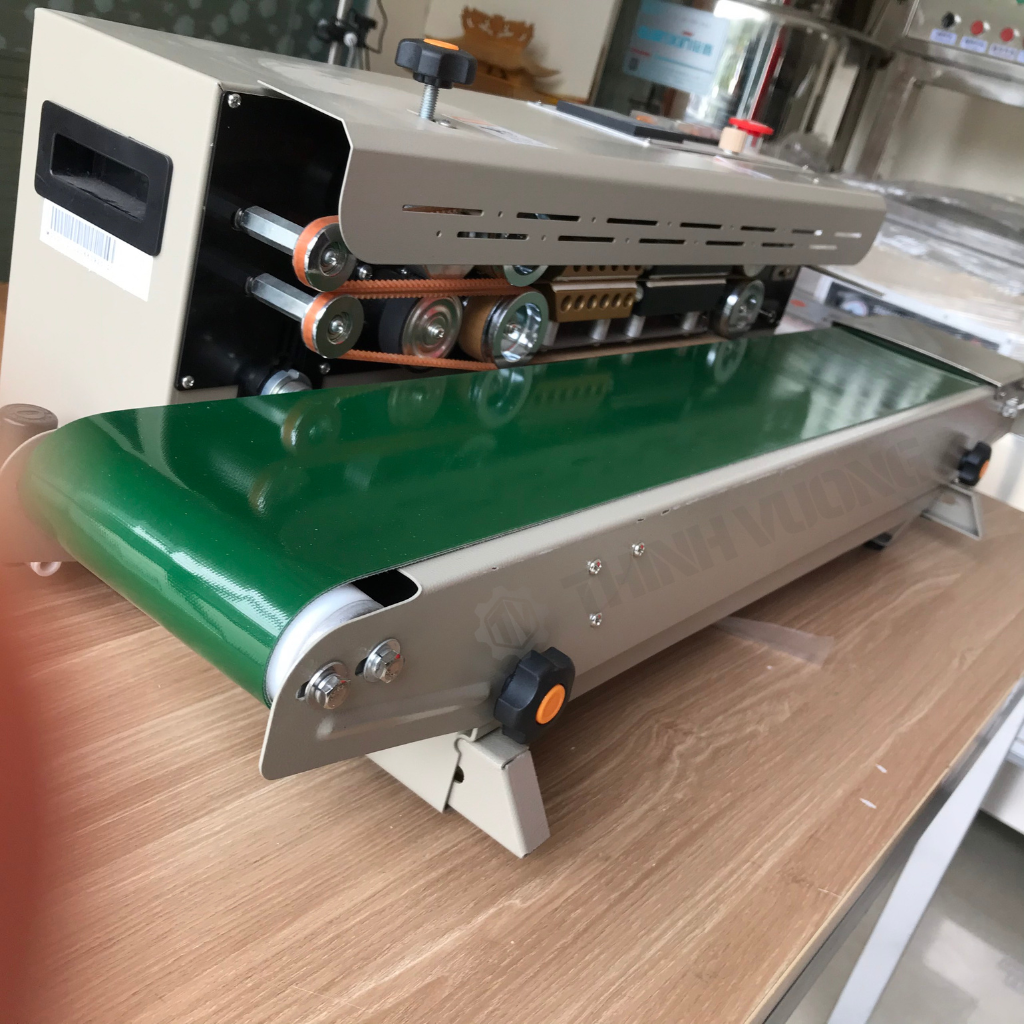 may han mieng tui lien tuc thoi khi dbf 1000an ce phun son – máy tại ThinhVuongJSC.VN