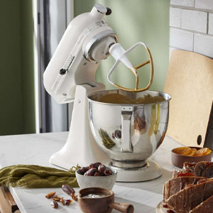 Thiết bị làm bánh