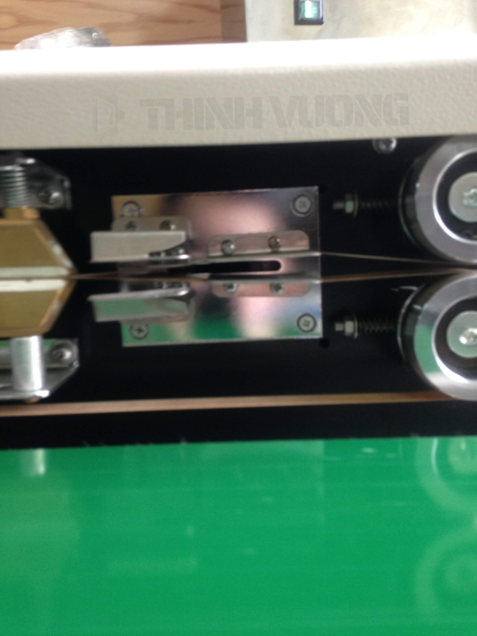 may han mieng tui lien tuc thoi khi dbf 1000 tieu chuan phun son 5 – máy tại ThinhVuongJSC.VN